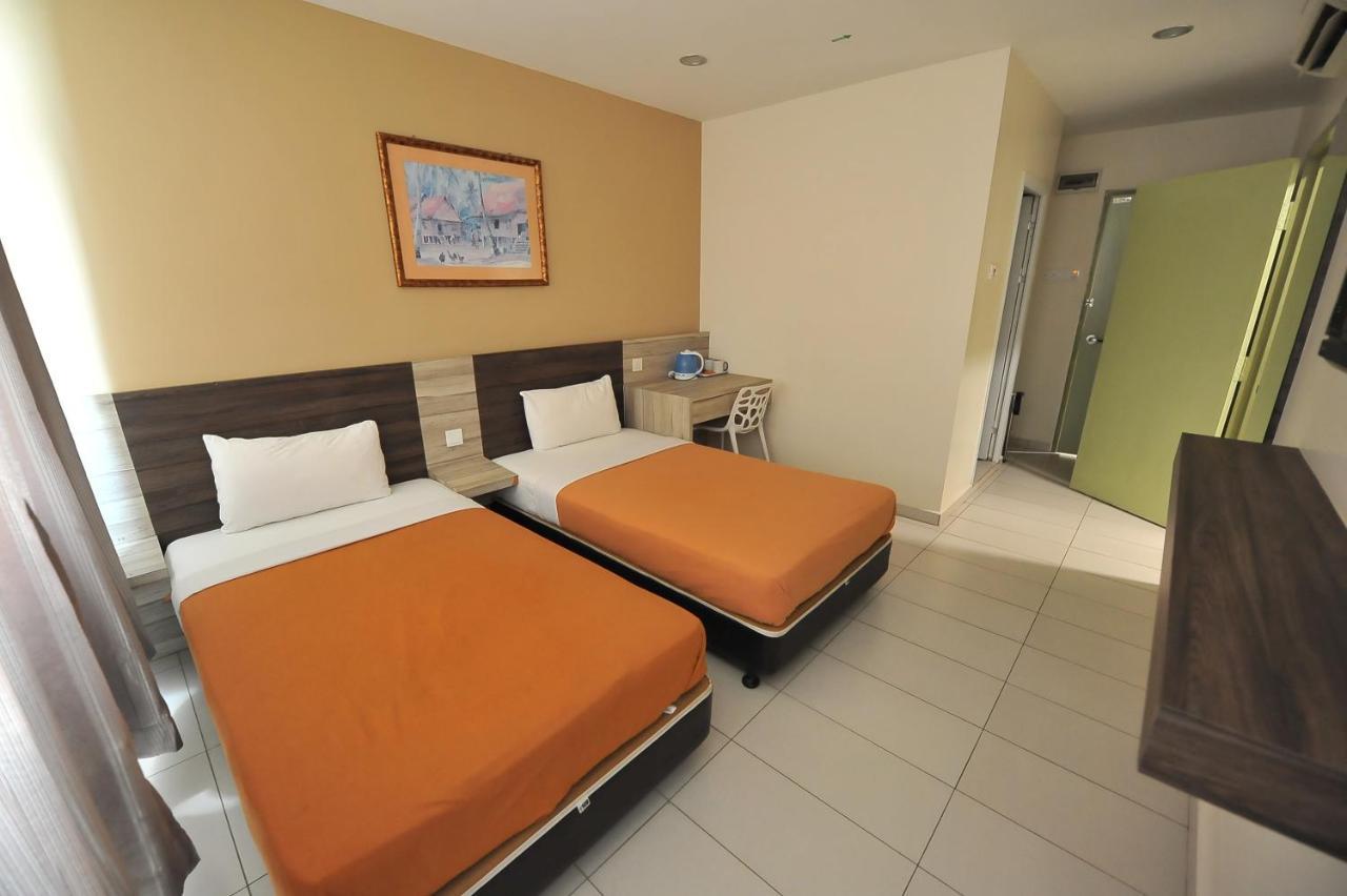 Hotel Suria Malaqa Malacca Exterior foto
